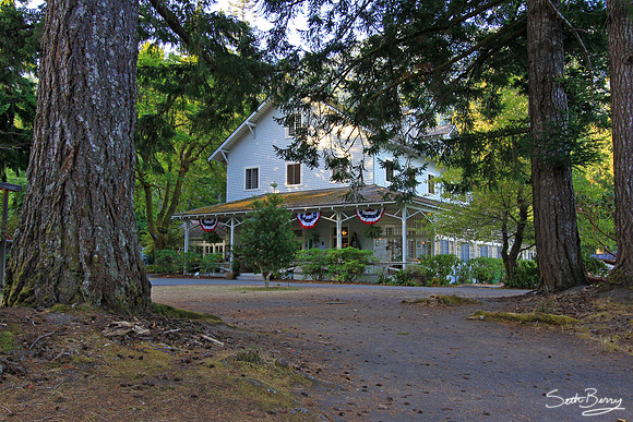 Lake Crescent Lodge