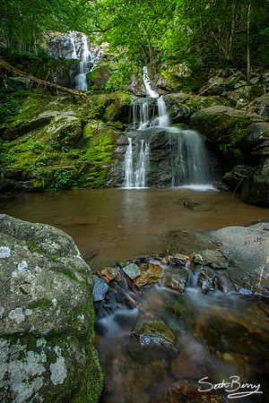 Dark Hollow Falls
