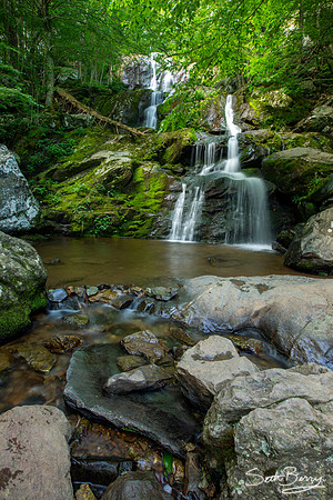 Dark Hollow Falls
