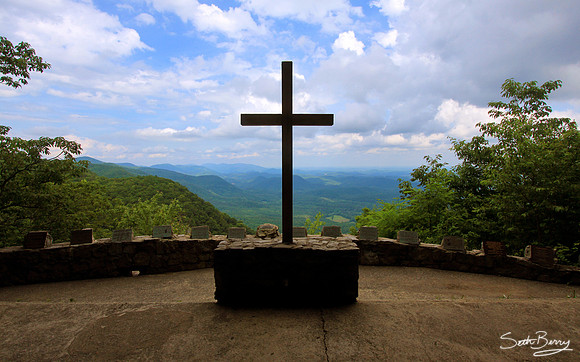 I Will Lift My Eyes to The HIlls