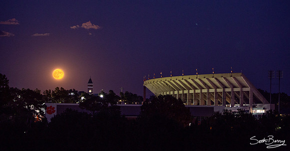 2020 Harvest Moon over Clemson