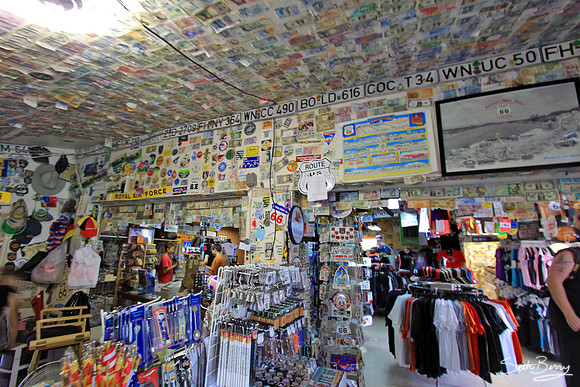 Angel & Vilma's Gift Shop