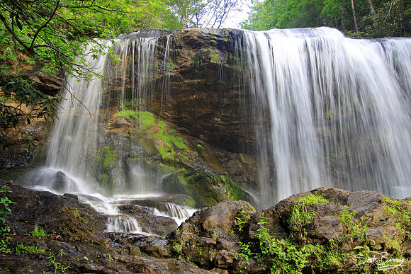 Brasstown Veil